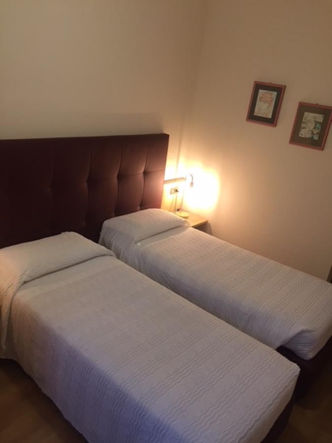 Il Grifo Bed & Breakfast Lenno Bagian luar foto